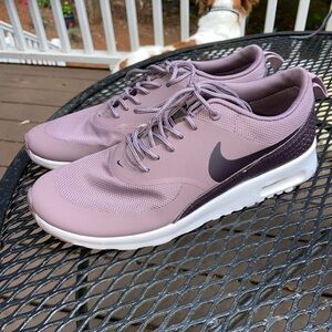 Purple Nike Tennis/Running Shoes